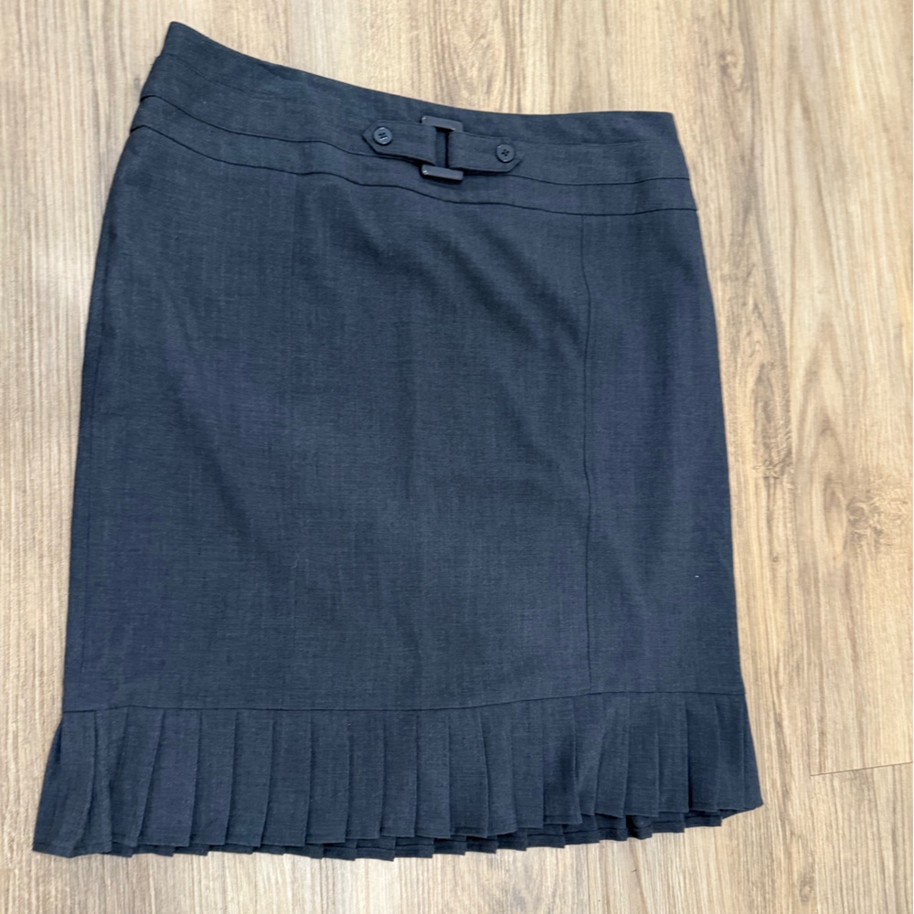 Larry Levine Charcoal Stretch Skirt
